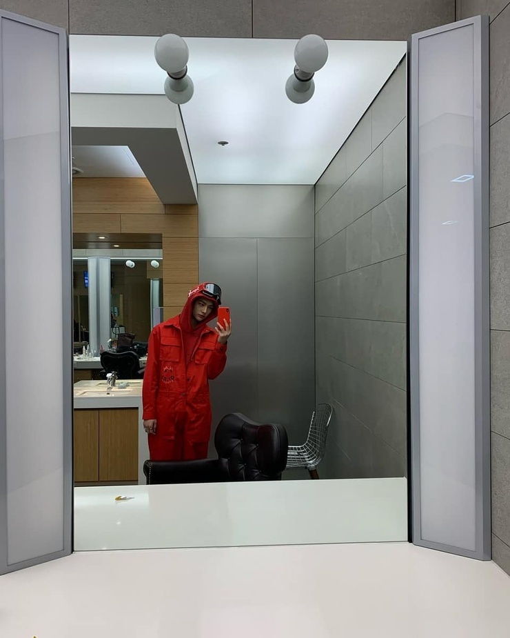 Hyun-Jin Hwang