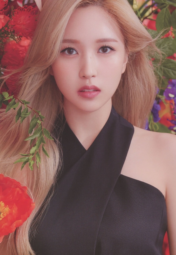 Myoui Mina image