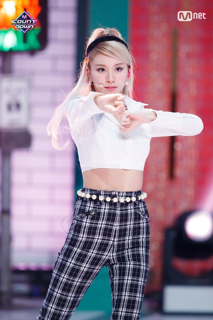 Son Chae Young