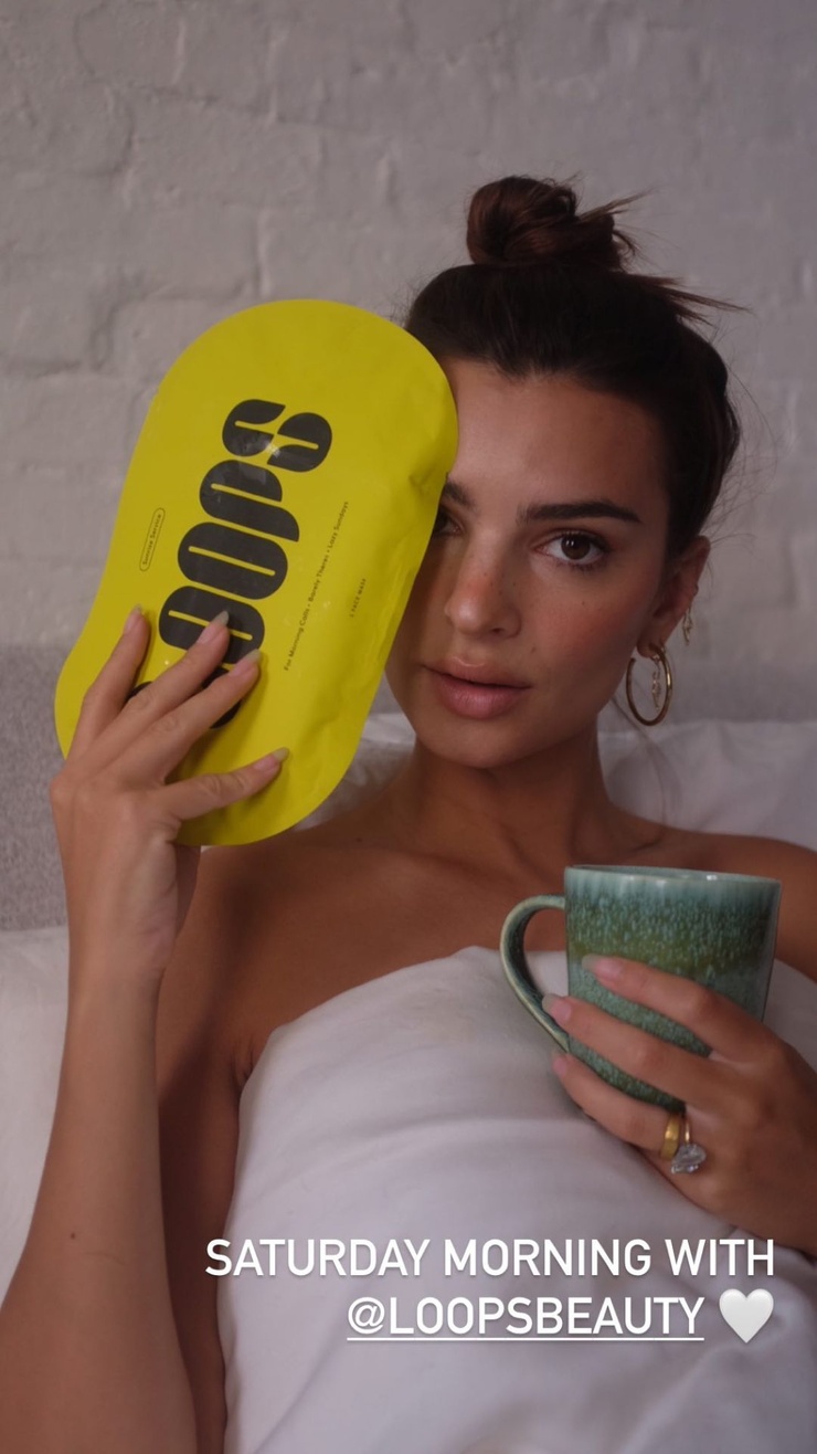 Emily Ratajkowski