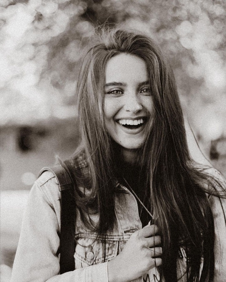 Katya Miró