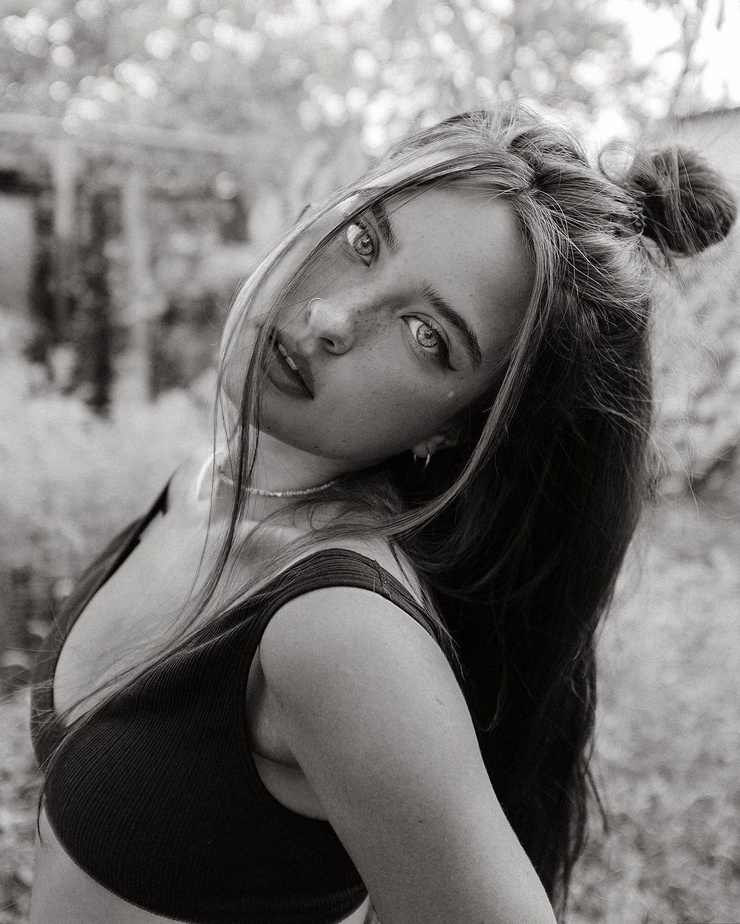 Katya Miró