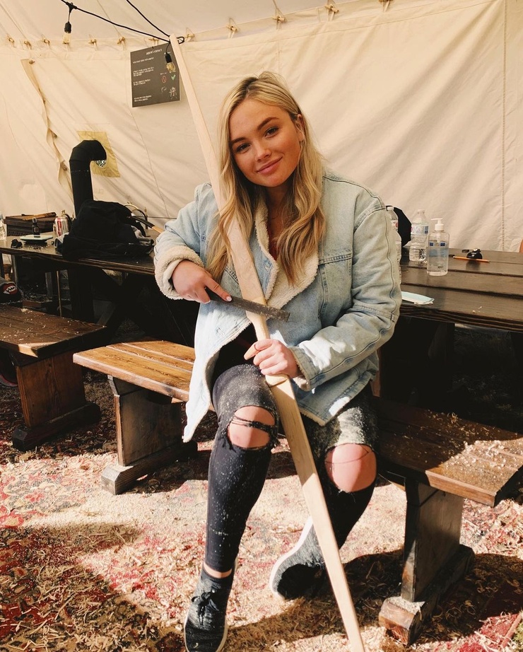 Natalie Alyn Lind
