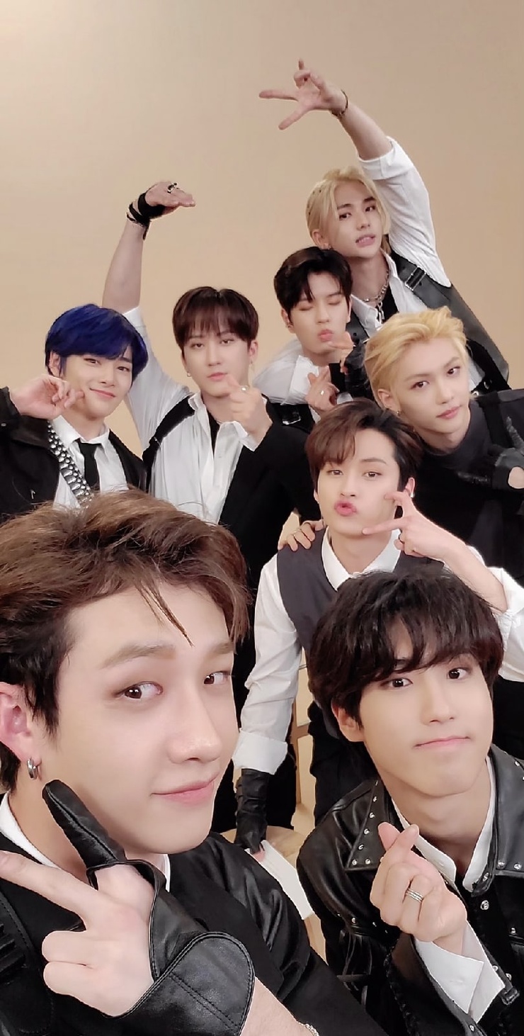 Stray Kids