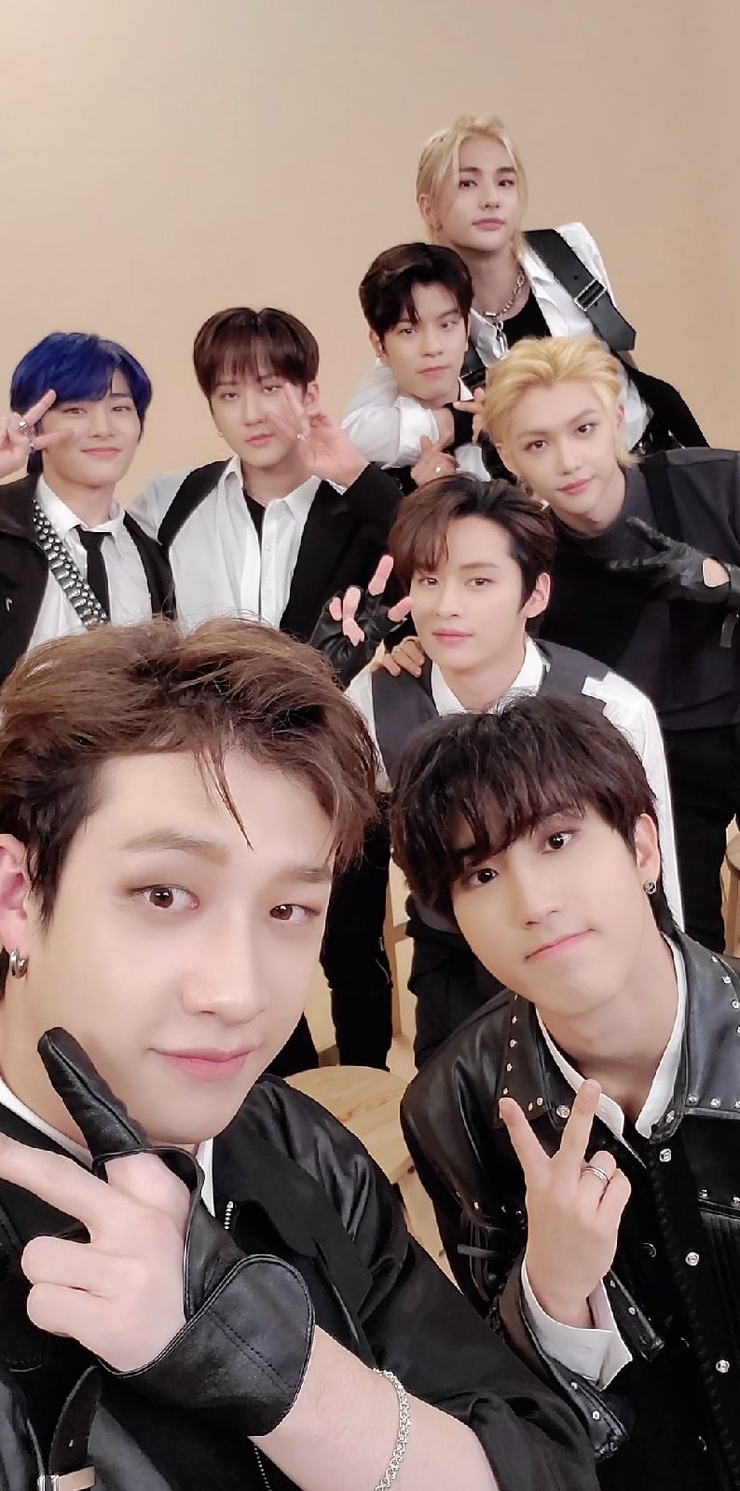 Stray Kids