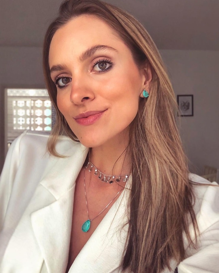 Aline Hodecker