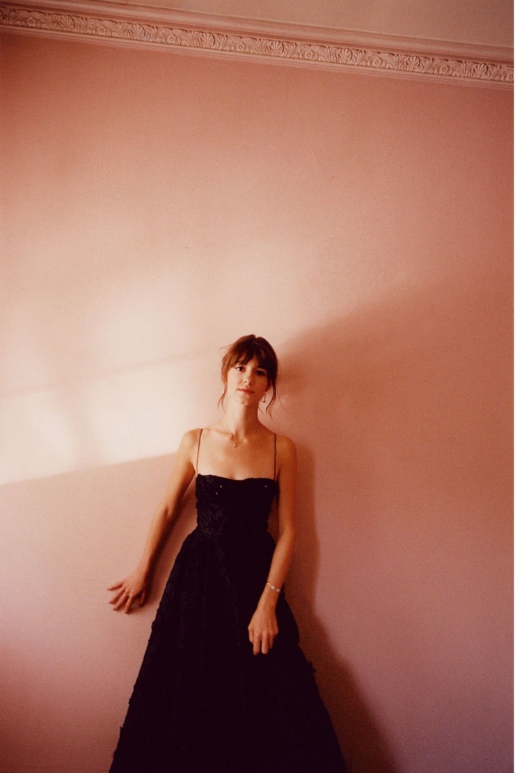 Daisy Edgar-Jones Daisy Edgar-Jones