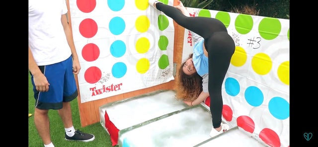 Sofie Dossi Sofie Dossi