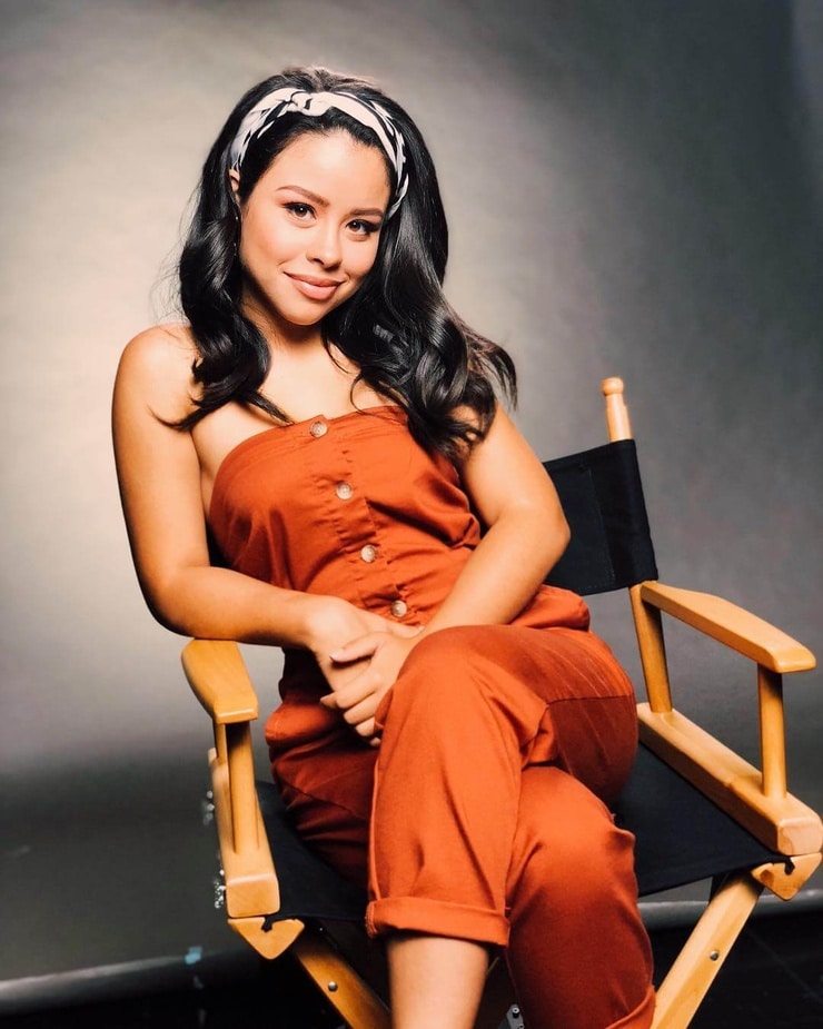 Picture of Cierra Ramirez