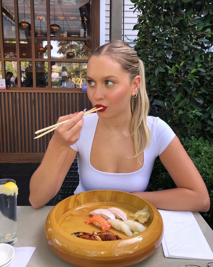 Natasha Bure Natasha Bure