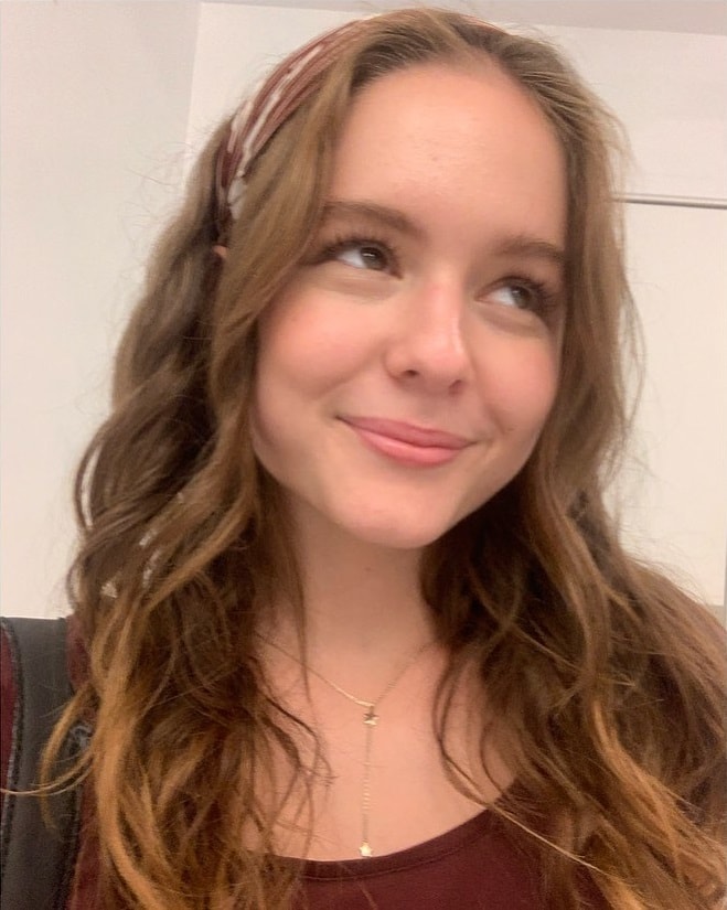 Izabela Vidovic Izabela Vidovic