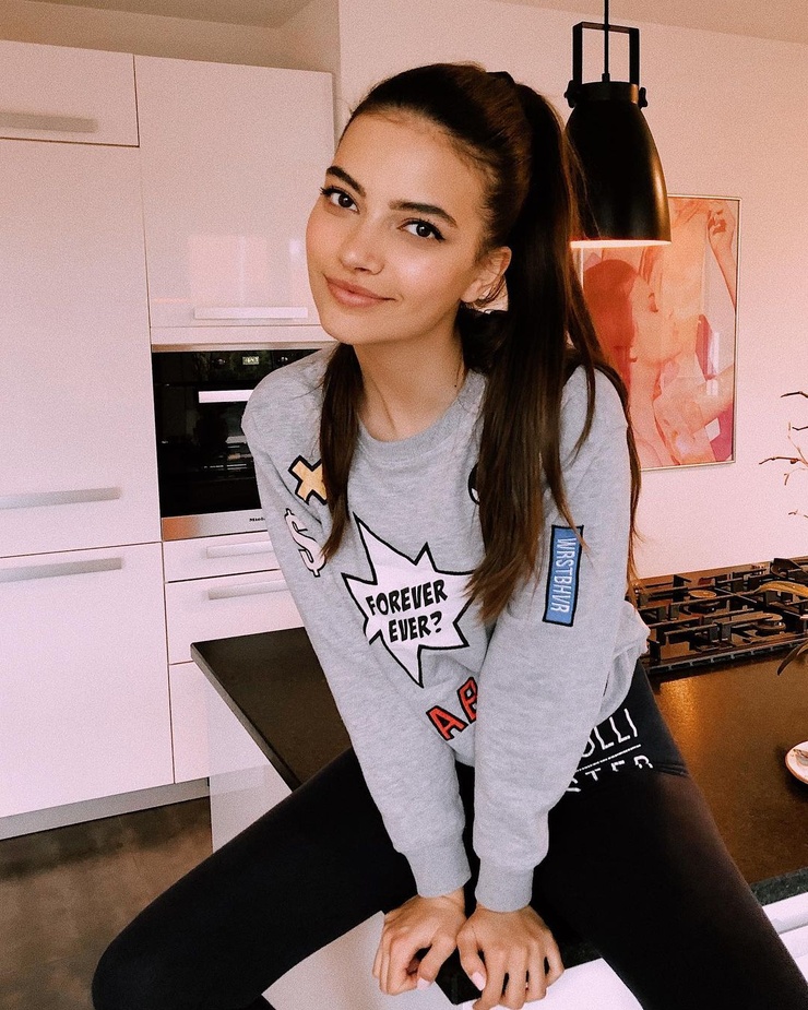 Laura Theresa Laura Theresa