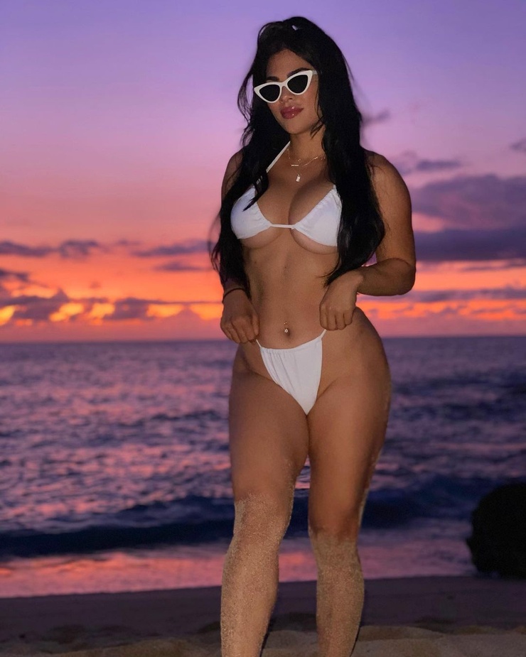 Rachael Ostovich Rachael Ostovich