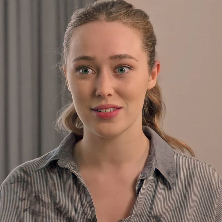 Alycia Debnam Carey