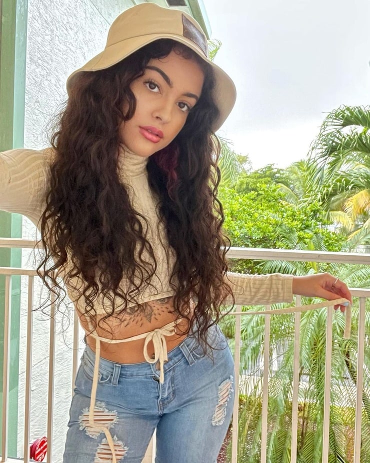 Malu Trevejo