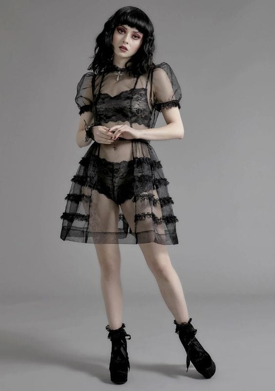 Alina Lee