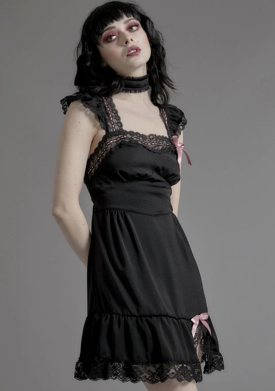 Alina Lee