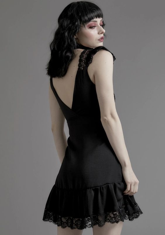 Alina Lee