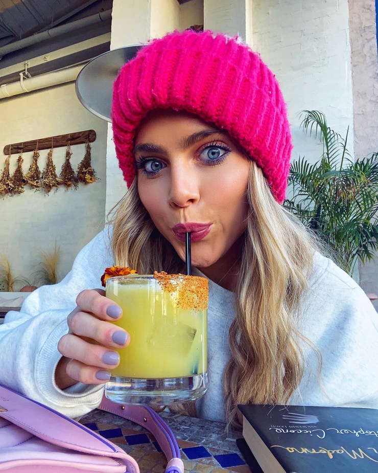 Anne Winters