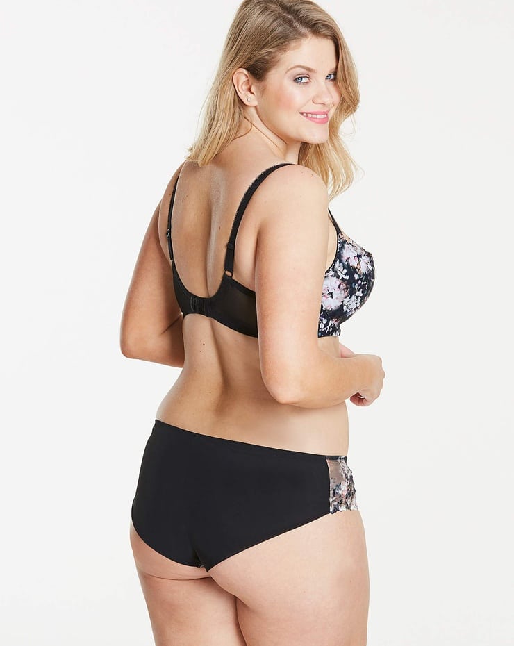 Bára Bartáková