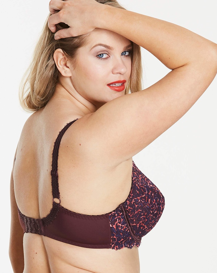Bára Bartáková