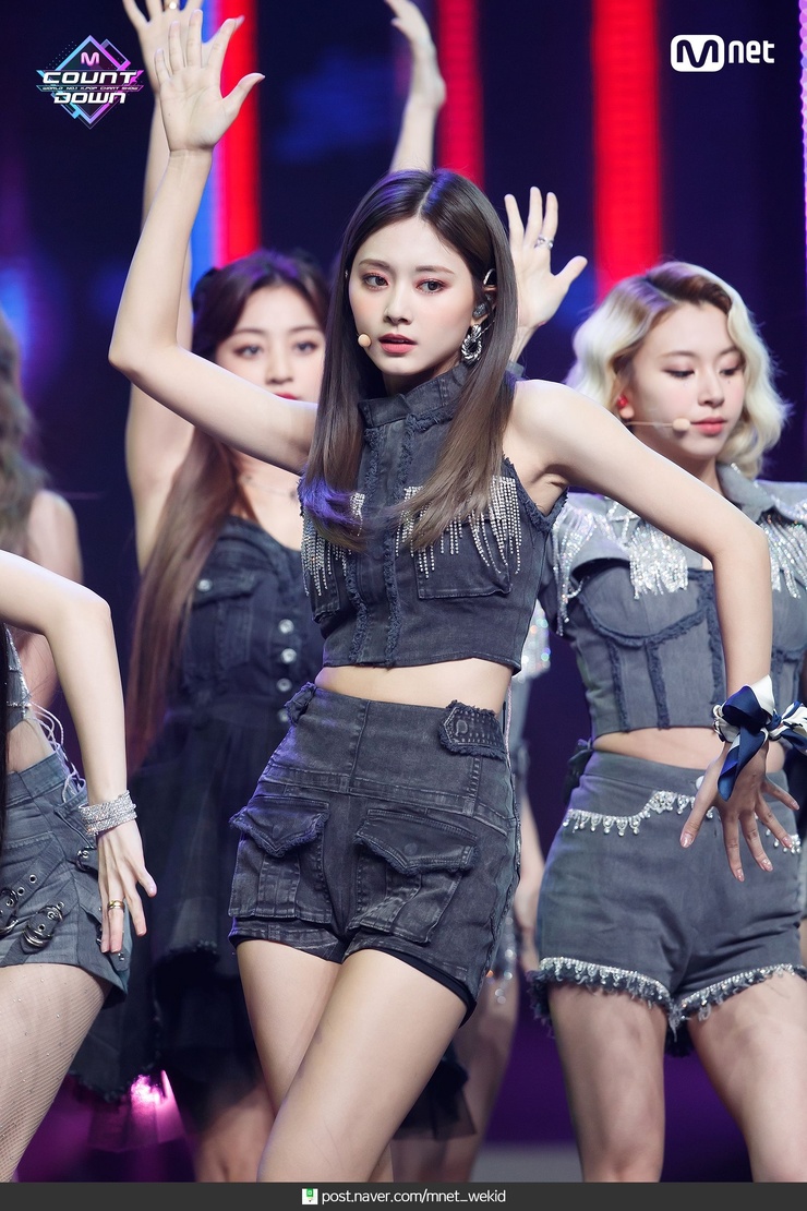 Chou Tzu-yu (Tzuyu)