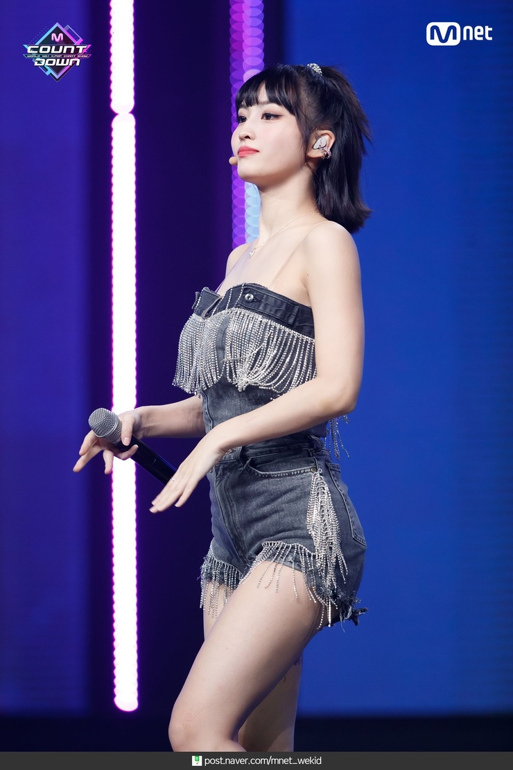 Hirai Momo
