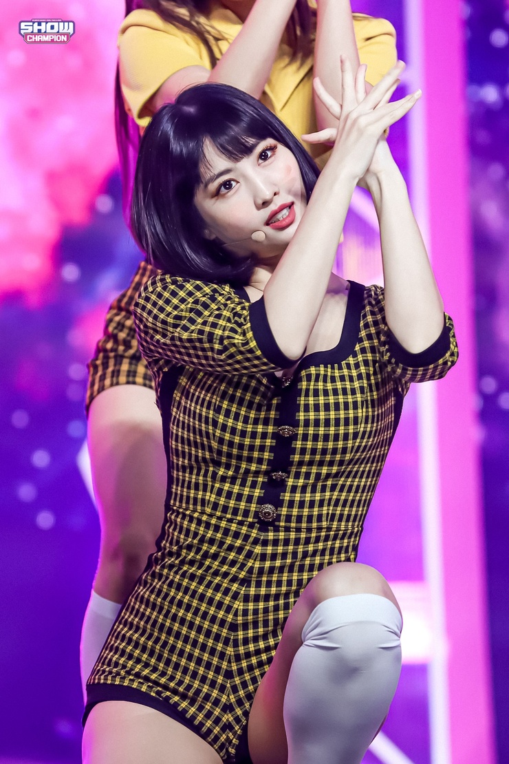 Hirai Momo