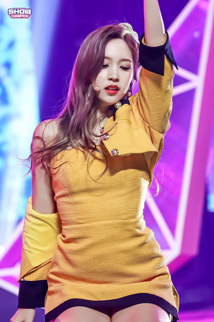 Myoui Mina