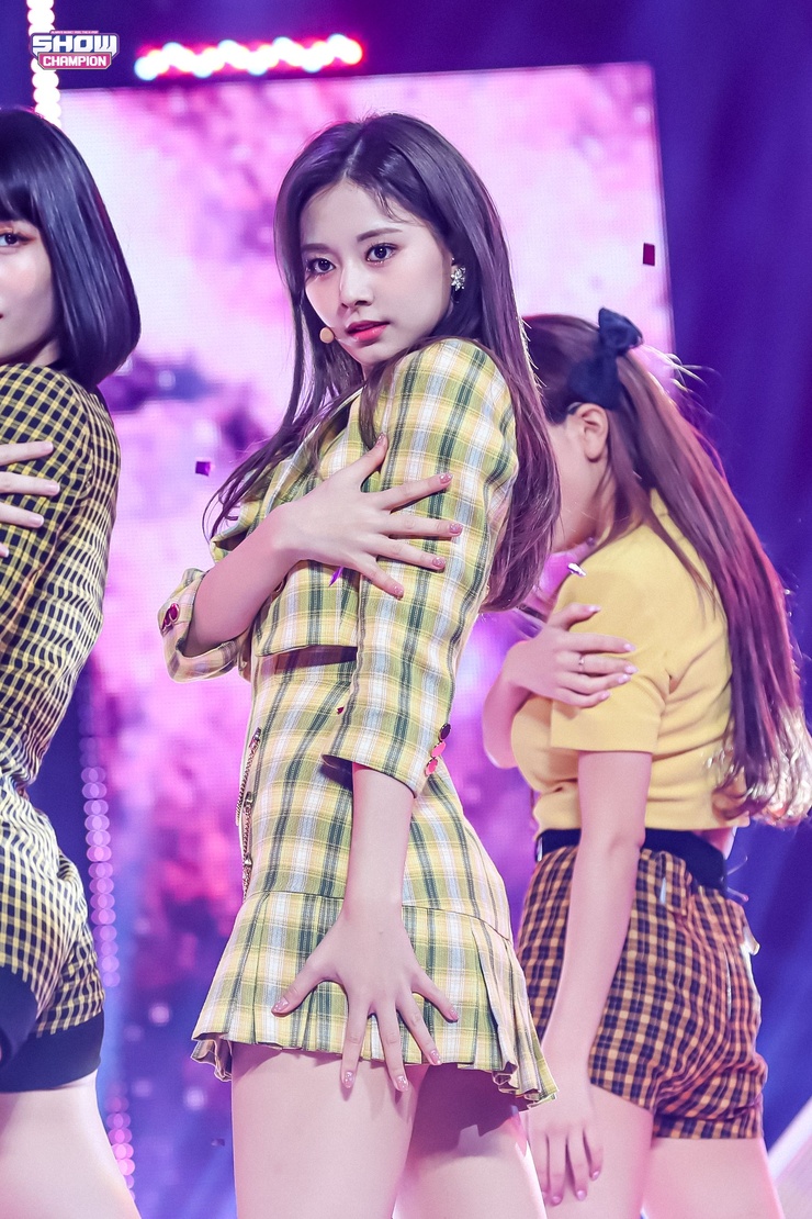 Chou Tzu-yu (Tzuyu)