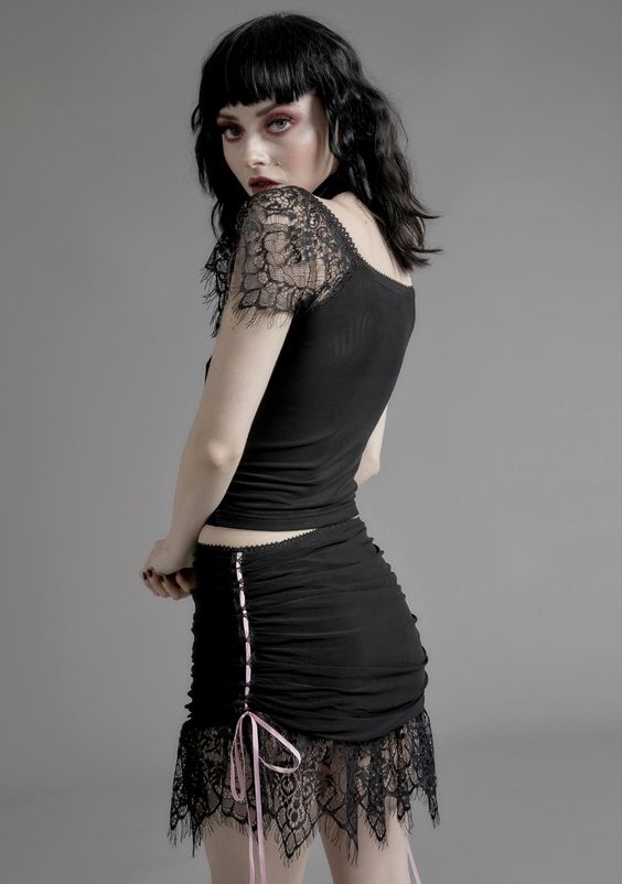 Alina Lee
