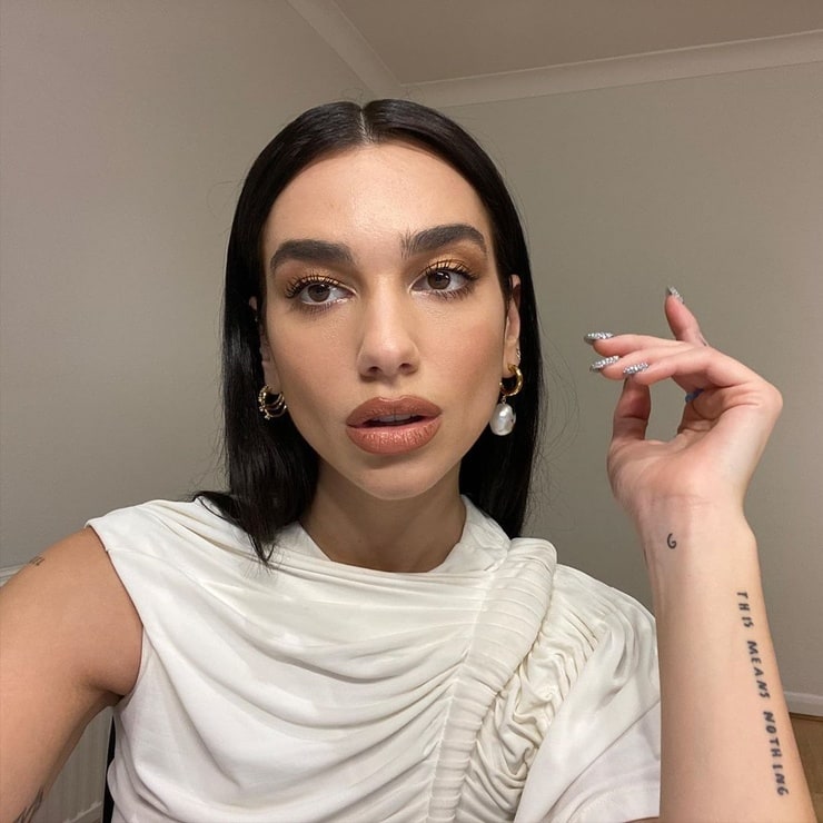 Dua Lipa