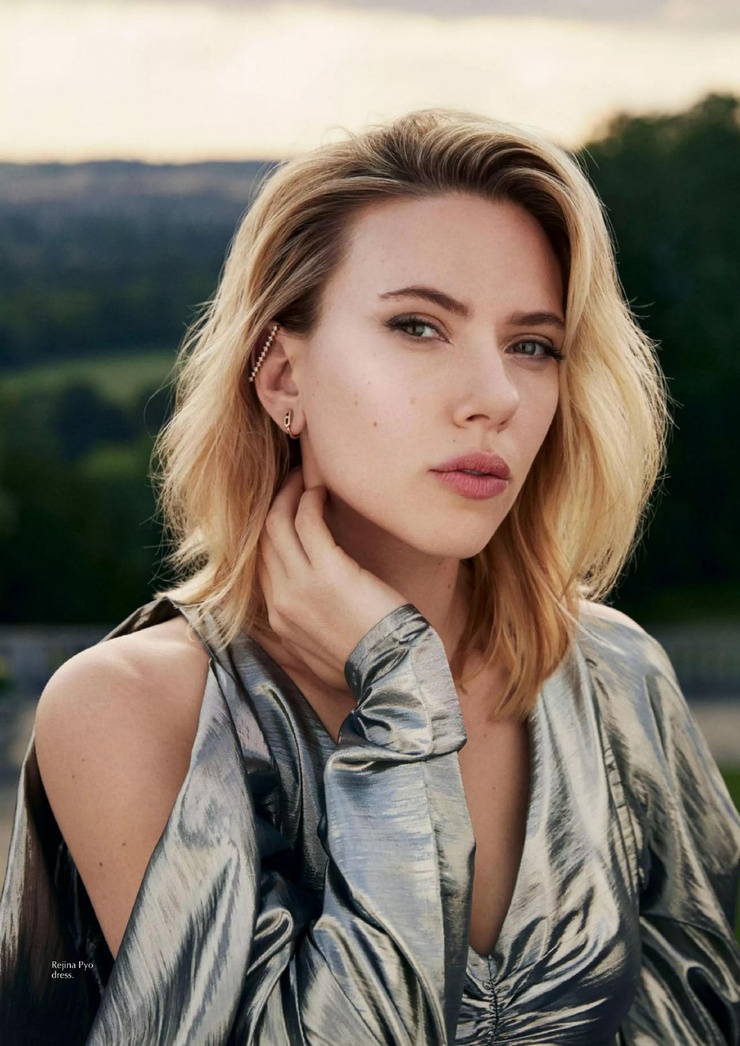 Scarlett Johansson Scarlett Johansson