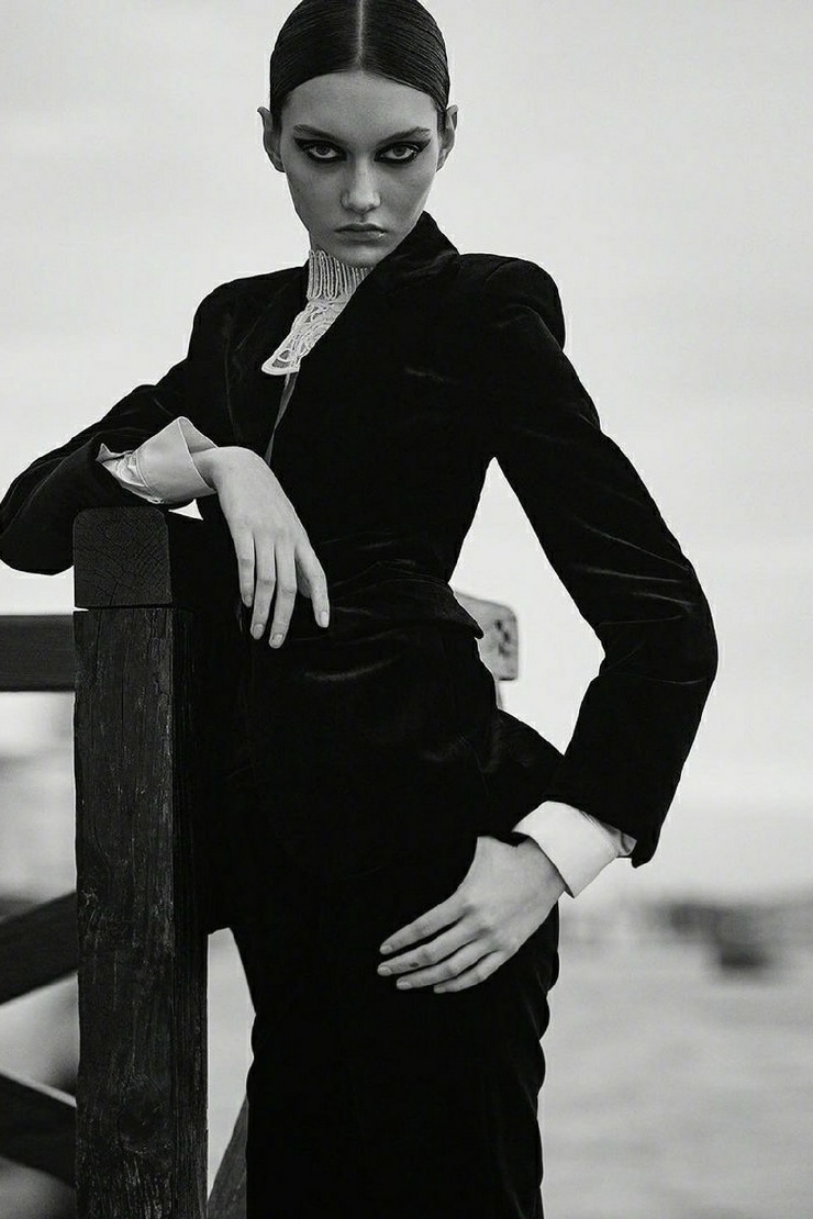 SOFIA STEINBERG