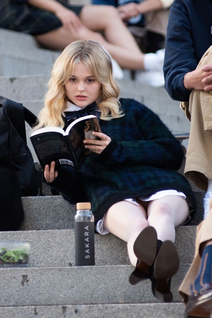 Emily Alyn Lind Emily Alyn Lind