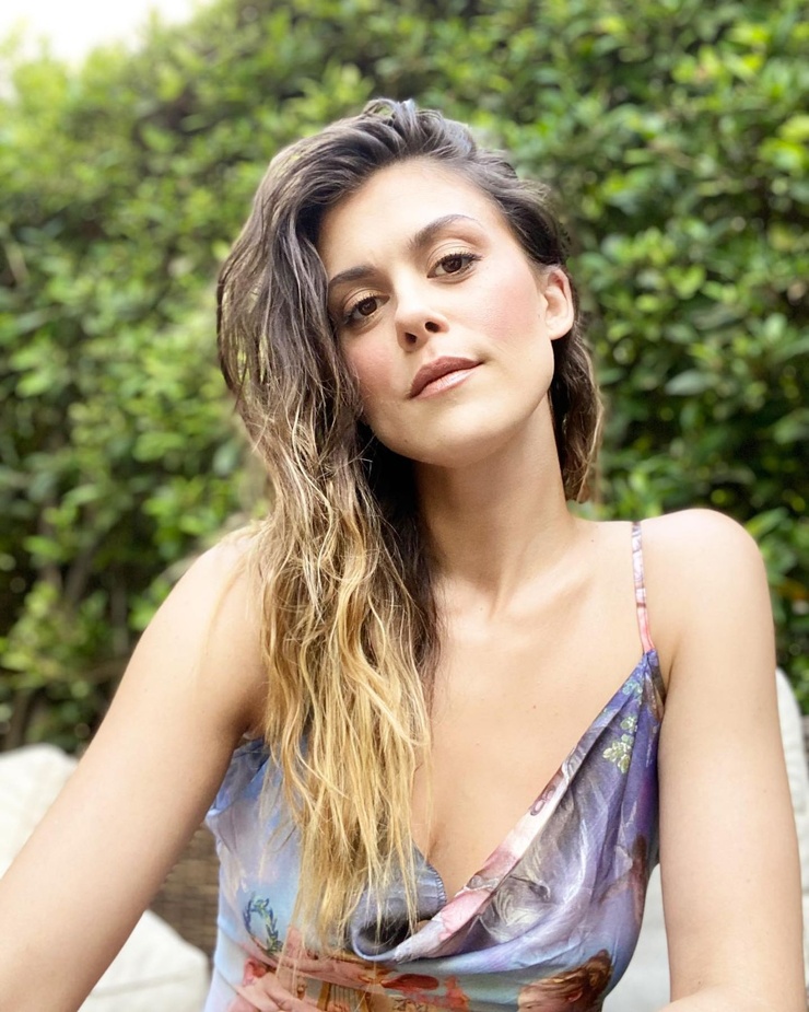 Picture of Lindsey Shaw