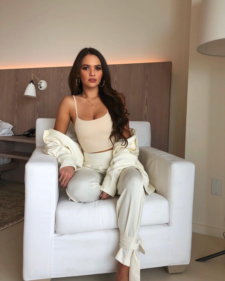 Madison Pettis Madison Pettis