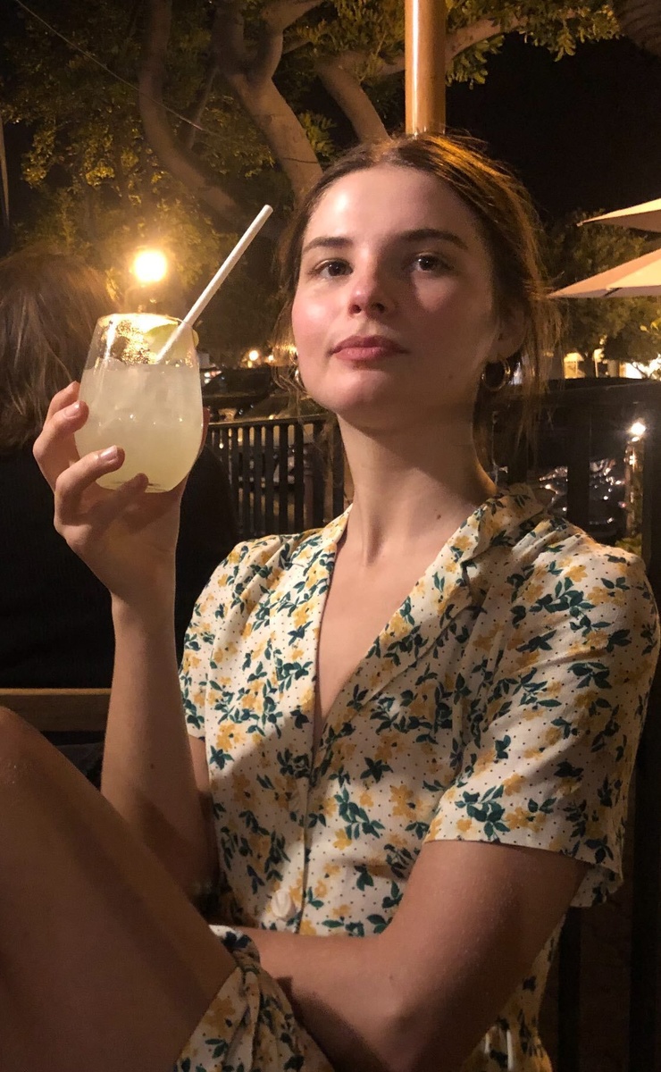Stefanie Scott