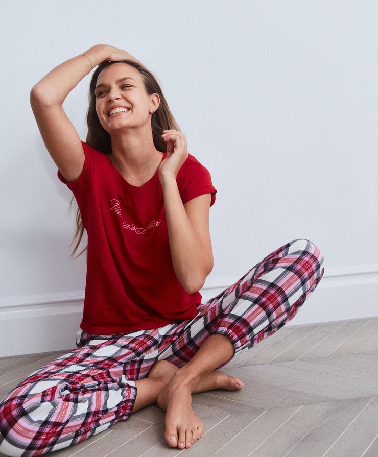 Josephine Skriver Josephine Skriver