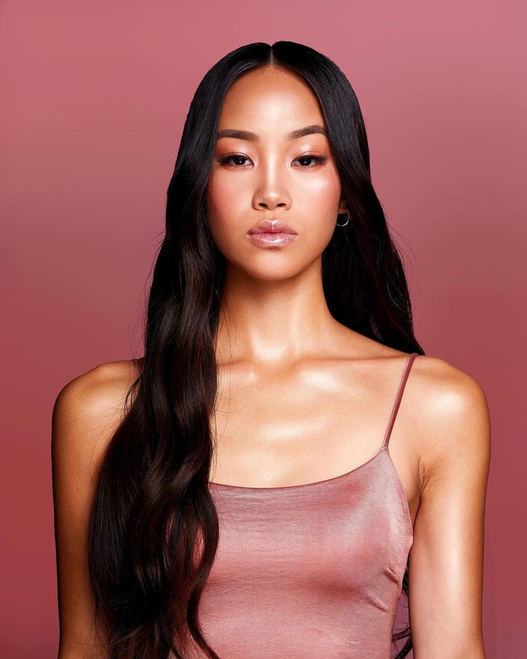 Image of CHLOE YU