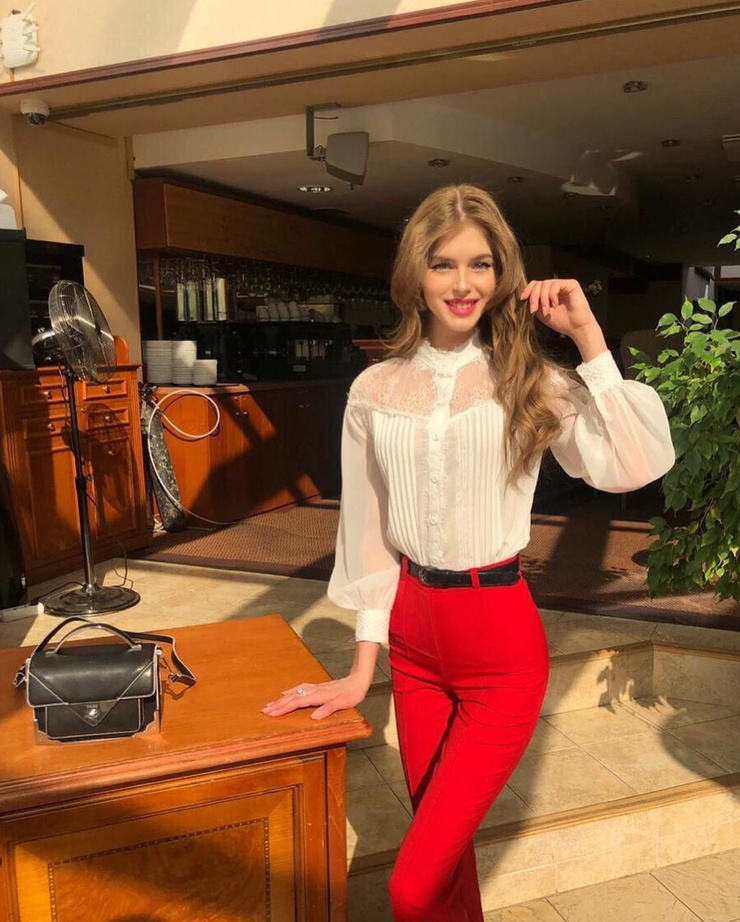 Alina Sanko Alina Sanko
