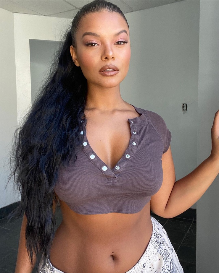 Leslie Sidora
