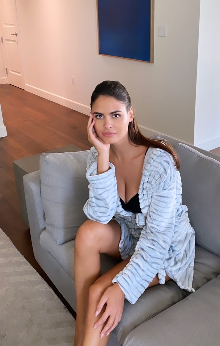 Bojana Krsmanovic Bojana Krsmanovic