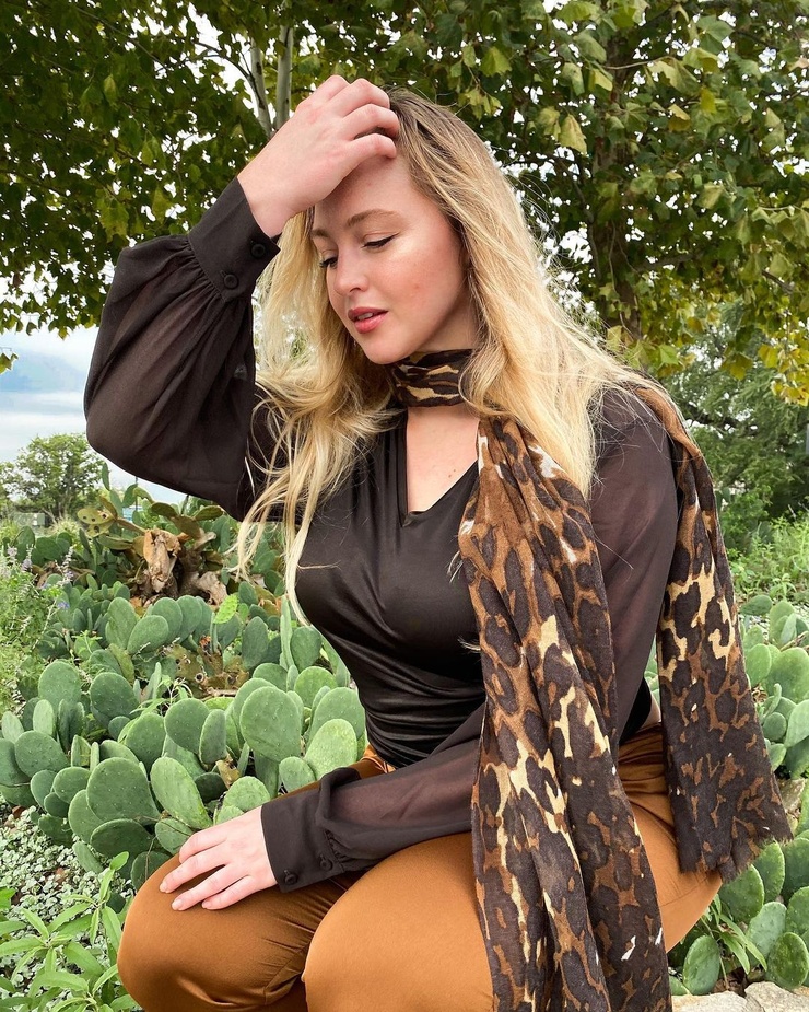Iskra Lawrence