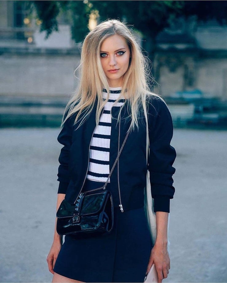 Nastya Kusakina Nastya Kusakina