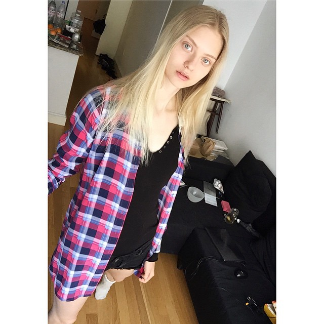 Nastya Kusakina Nastya Kusakina