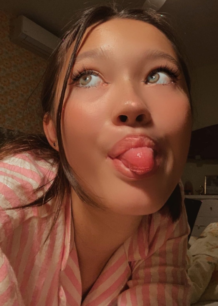 Lily Chee Lily Chee
