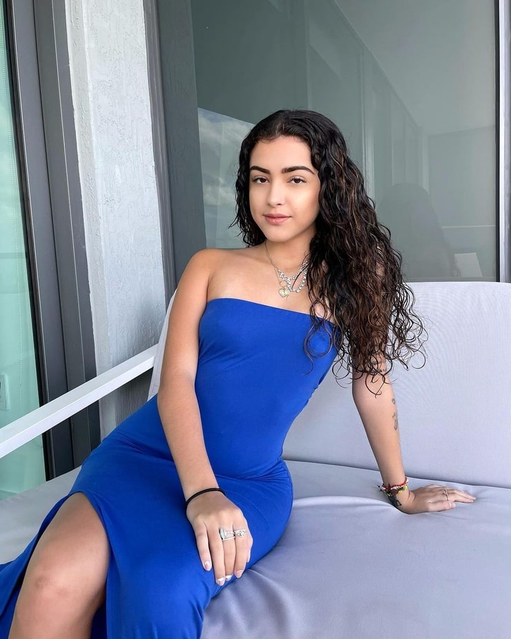 Picture of Malu Trevejo