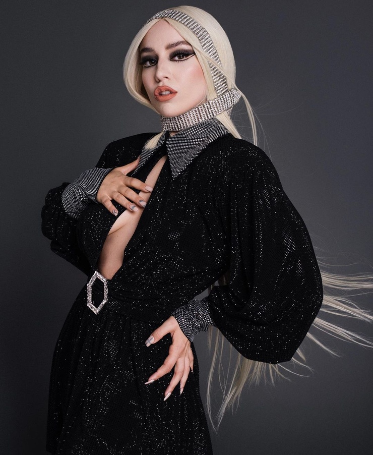 Ava Max