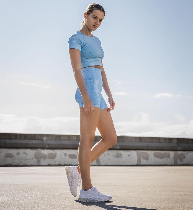 taya brooks